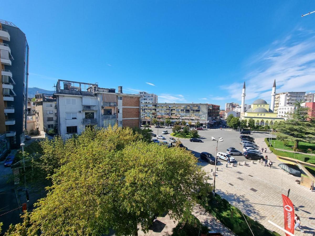 Shkodra Center Apartamento Exterior foto